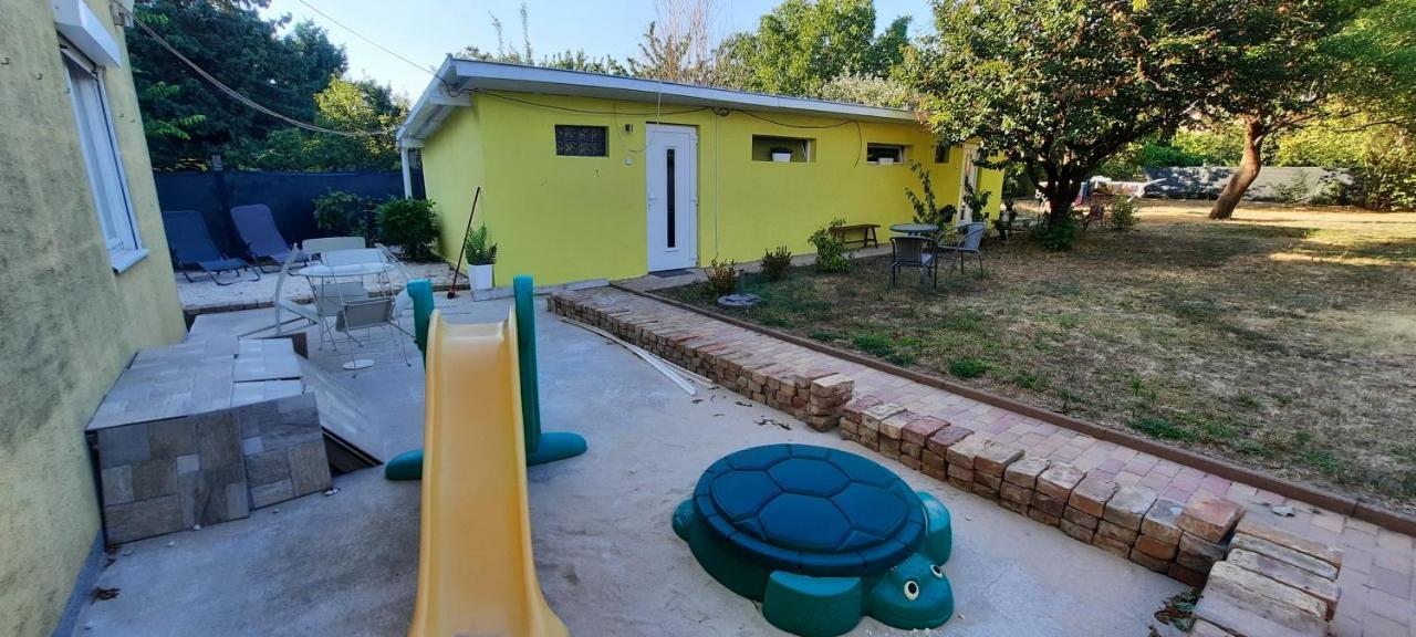 Hi-Bp Garden City Batsanyi Apartment 3 Rooms, Apartment Upstairs Near The City Train With Free Parking Будапеща Екстериор снимка