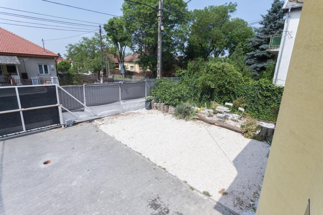 Hi-Bp Garden City Batsanyi Apartment 3 Rooms, Apartment Upstairs Near The City Train With Free Parking Будапеща Екстериор снимка